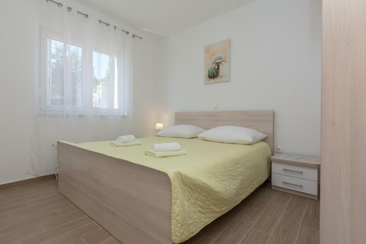Apartmani Jadranka Starigrad Paklenica Buitenkant foto