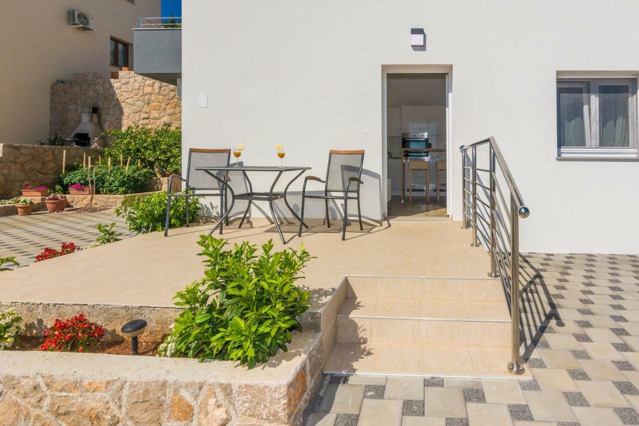 Apartmani Jadranka Starigrad Paklenica Buitenkant foto