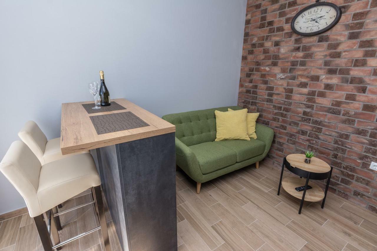 Apartmani Jadranka Starigrad Paklenica Buitenkant foto